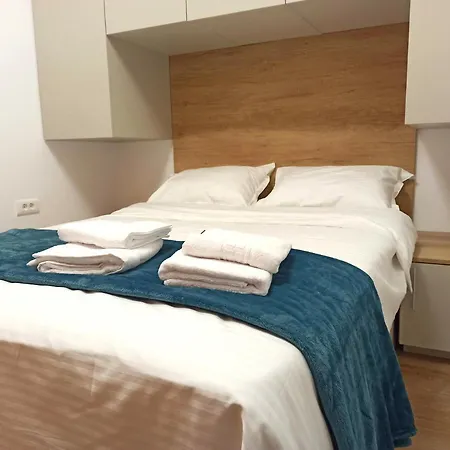 Apartament Stylish, Modern 2 Flat With River View, Near Presidential Palace